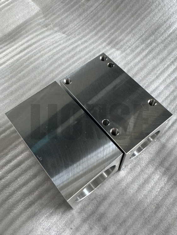 Miért részesítik előnyben az alumíniummegmunkáló szerszámgépeket és a berendezések alkatrészeit?