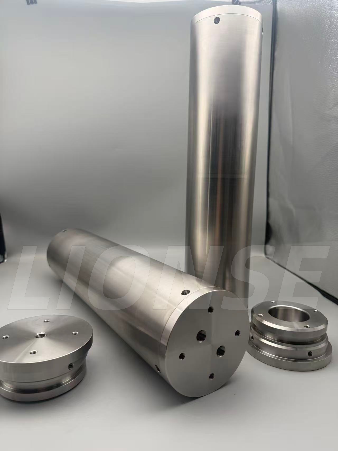 SS316L lezárt karbonalkatrészek mélytengeri felfedezéshez, szonár hengertesthez